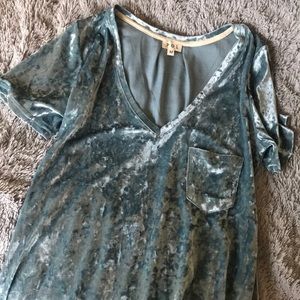 POL blue crushed velvet T-shirt w/pocket size M